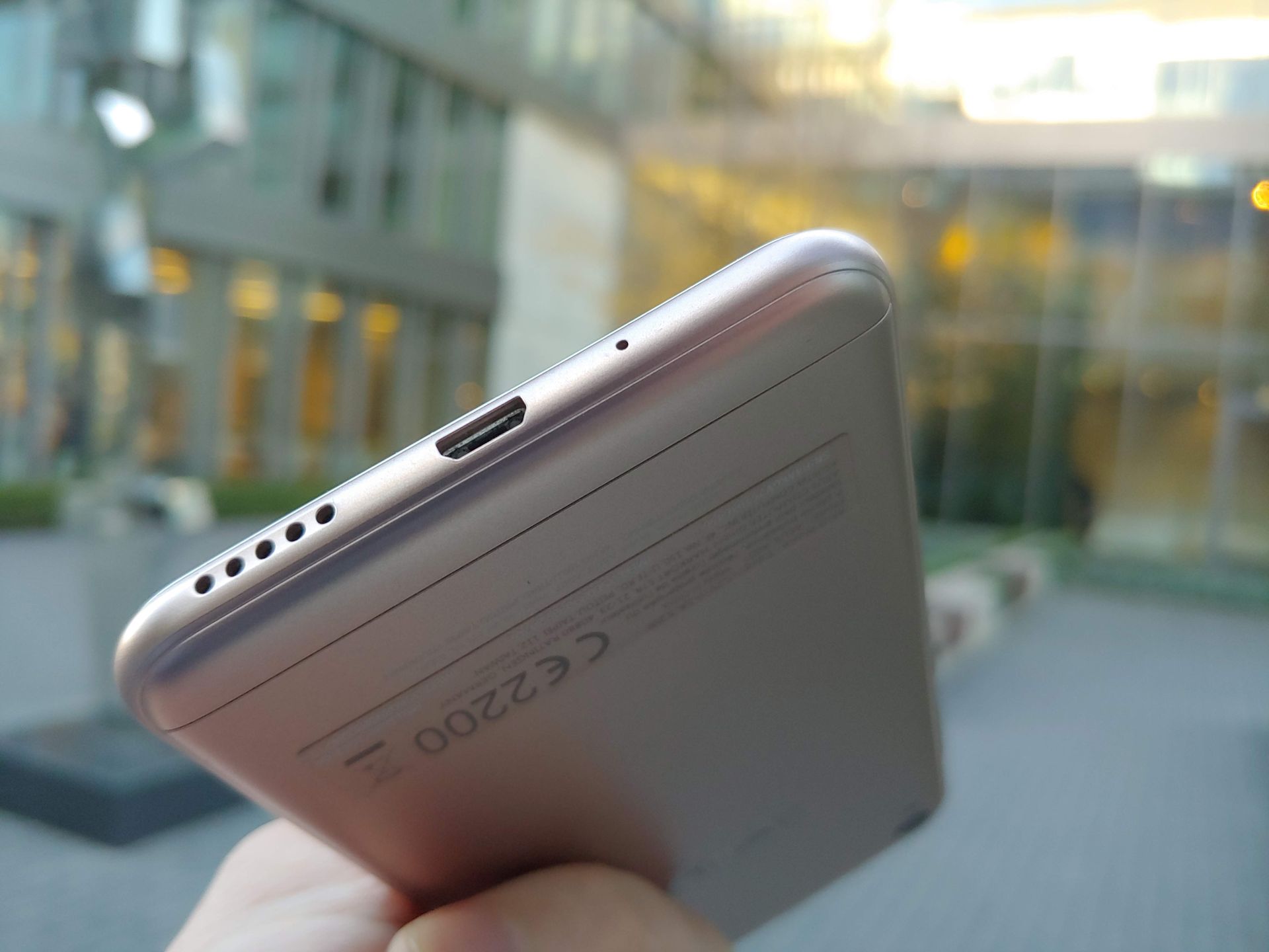 Wielki Test Smartfonów za 500 zł. Sprawdzamy Asus Zenfone Live 5