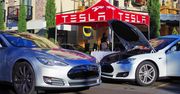 Lekkie spadki na Wall Street. Akcje Tesli mocno w górę