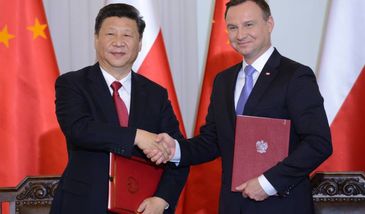 Waszyngton czy Pekin? Prezydencko-rządowa gra o polskie 5G