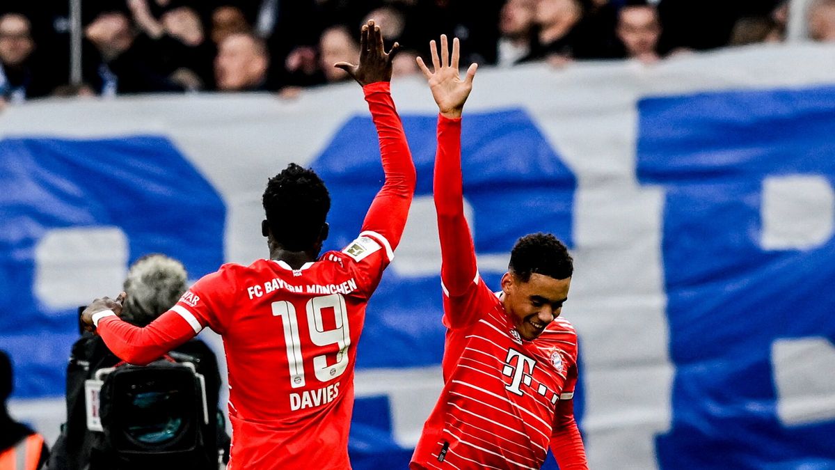  Alphonso Davies i Jamal Musiala