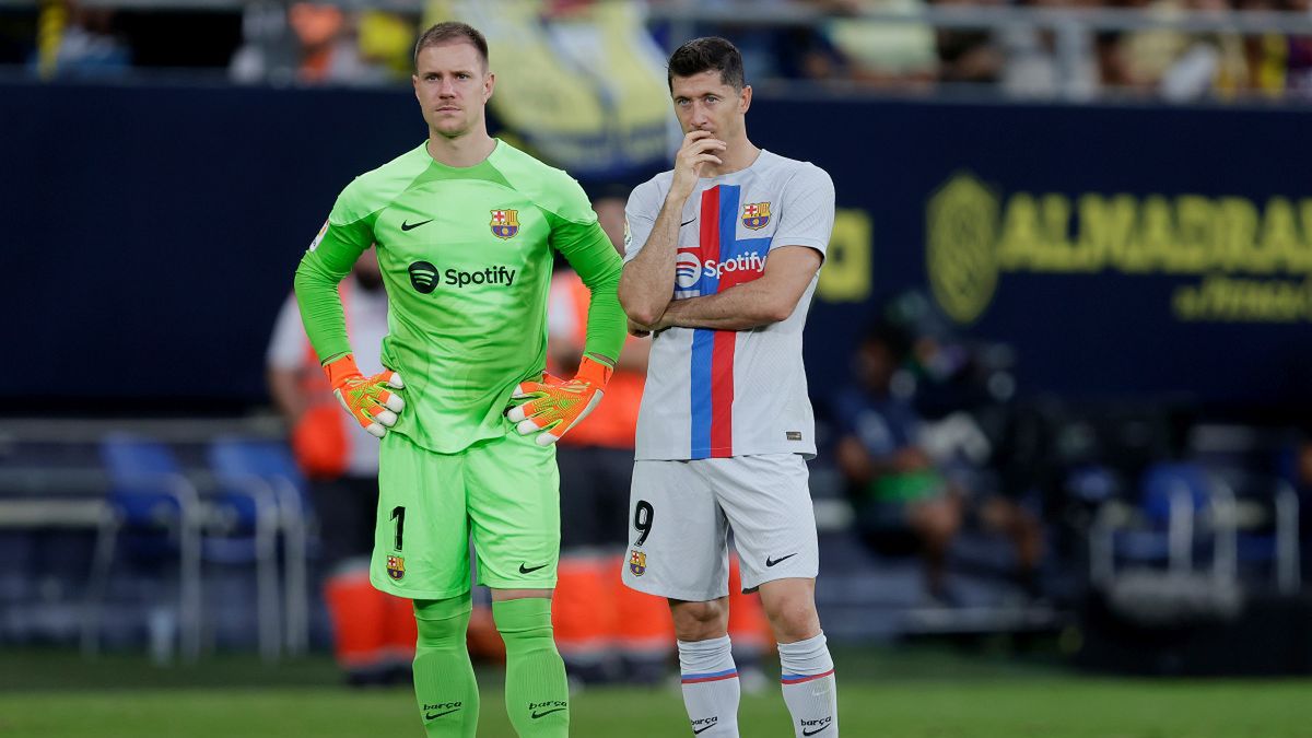 Na zdjęciu od lewej: Marc-Andre ter Stegen i Robert Lewandowski