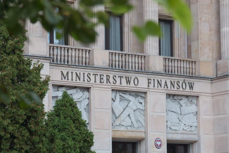 Podatek u źródła. Ministerstwo Finansów zapowiada dokończenie prac