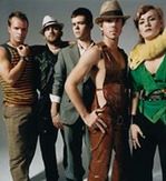 Scissor Sisters śpiewają z Fraglesami