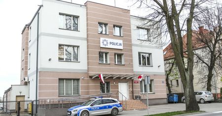 Incydent na komendzie. Policjantka oddała niekontrolowany strzał