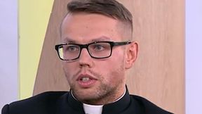 Krzysztof jest księdzem. Cała parafia wie, co robi po pracy