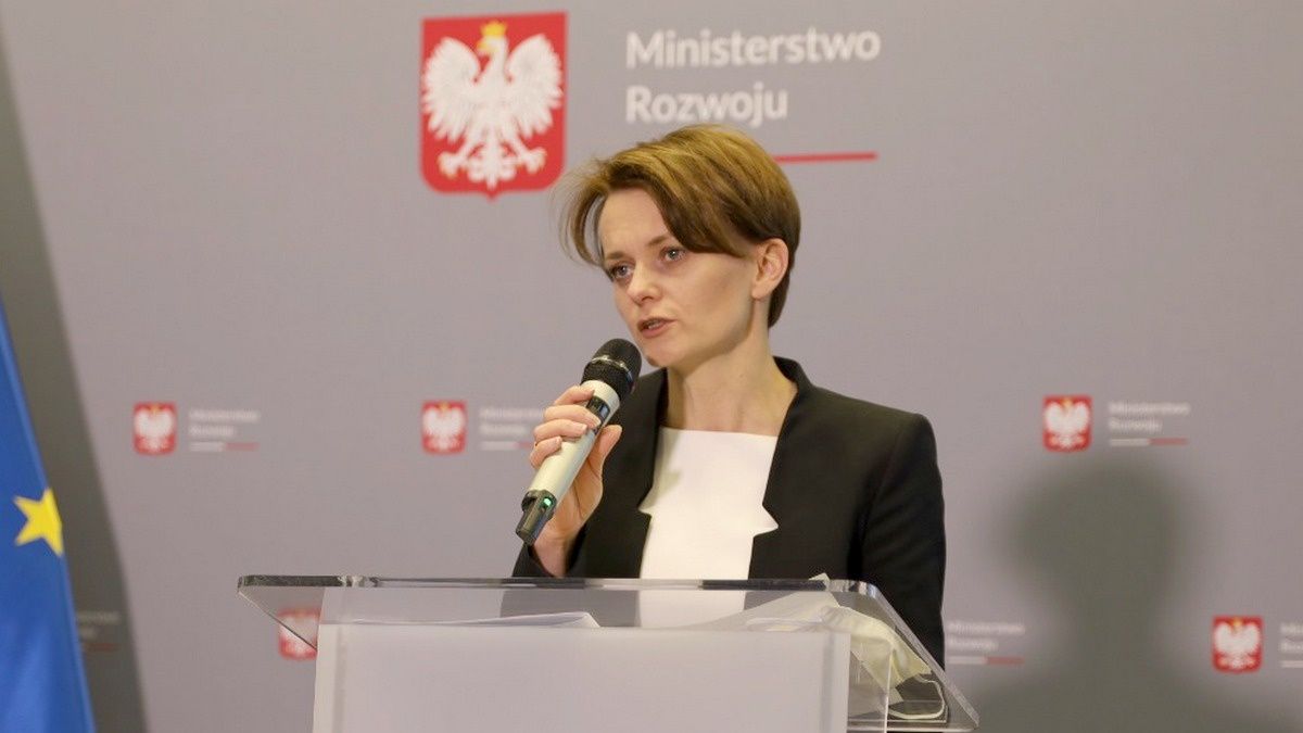 Na zdjęciu minister rozwoju Jadwiga Emilewicz