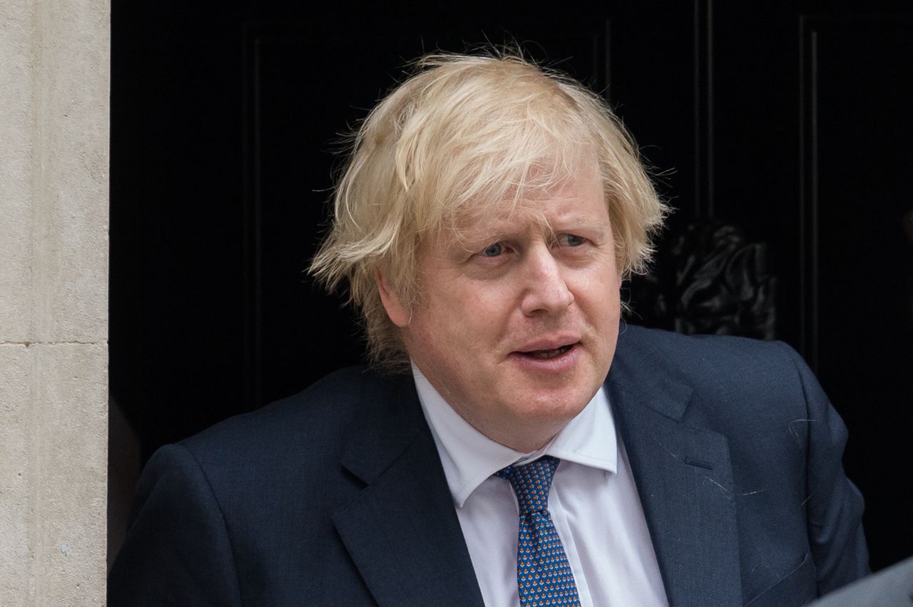 Wielka Brytania luzuje restrykcje. Boris Johnson: "To największy krok w kierunku normalności"