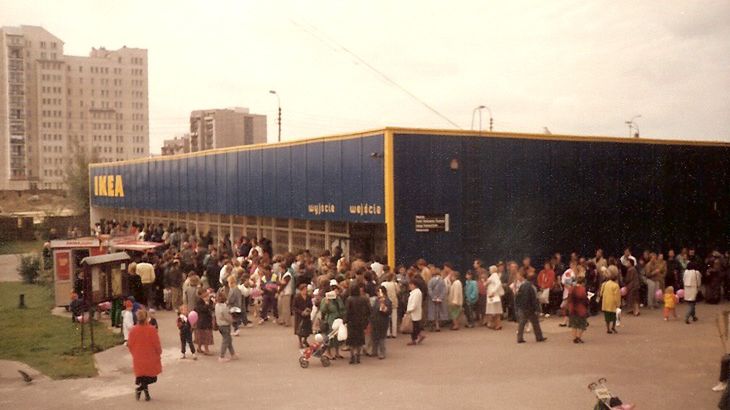 Materiały archiwalne, otwarcie pierwszego sklepu IKEA w Polsce na Ursynowie