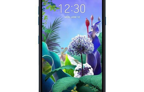 Smartfon LG Q60 w promocji z głośnikiem za 1099 zł (wideo)