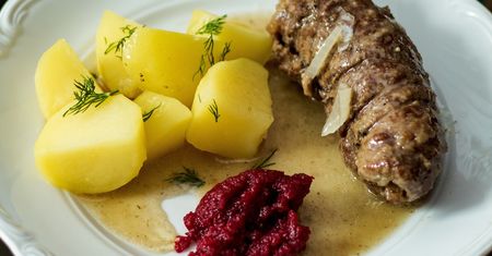 O ten przepis musiałam długo prosić kuzynkę z Czech. Jej roladki są miękkie i pełne smaku