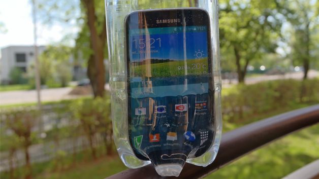 Wodoszczelność Galaxy S5 to świetna sprawa, ale nie obyło się bez kilku kompromisów 1