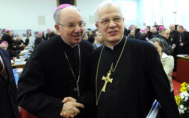 Pedofilia w Kościele. Biskupi przyjęli nowe wytyczne