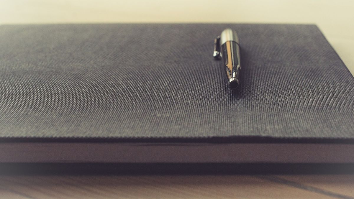 Druk CEIDG-1 służy do regulowania kwestii związanych z prowadzeniem działalności gospodarczej, w tym jej założenia, zamknięcia czy zawieszenia