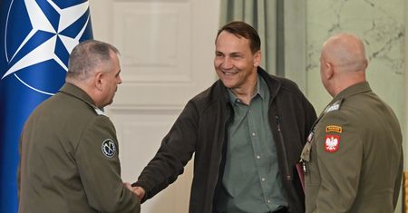 Bloomberg: NATO wzmacnia obronę Polski po incydencie z dronami