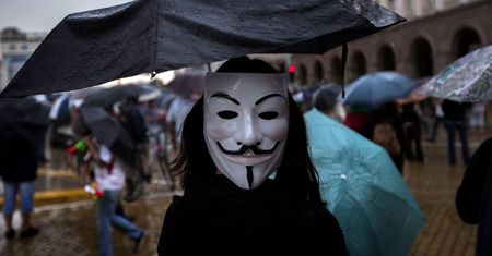 Antyrządowy protest w Sofii, starcia z policją
