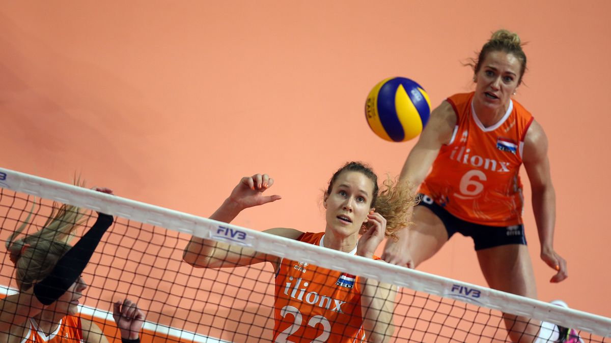 Materiały prasowe / FIVB / Na zdjęciu: Nicole Koolhaas i Maret Balkestein-Grothues