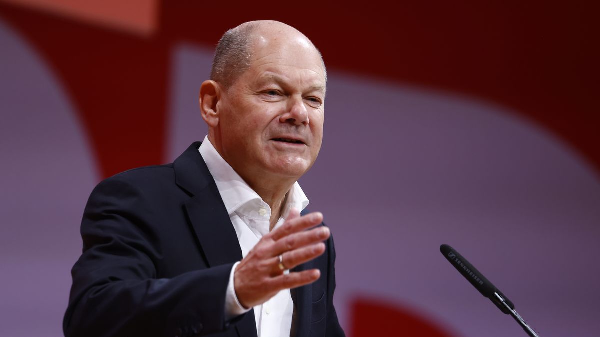 BERLIN, GERMANY - JANUARY 28: German Chancellor Olaf Scholz speaks as he attends a congress of the German Social Democrats (SPD) ahead of European parliamentary elections on January 28, 2024 in Berlin, Germany. The European Union is scheduled to hold elections for the 720 seats of the EU Parliament on June 6-9. Many EU member states have seen a rise in support for far-right parties, a number of whom will likely make gains in the election. (Photo by Michele Tantussi/Getty Images)