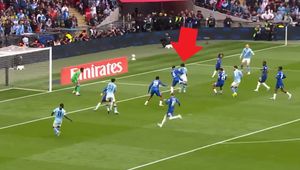 Coś spektakularnego. Ten gol rozstrzygnął finał Pucharu Anglii [WIDEO]