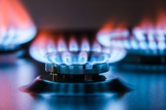 Rząd przyjmuje ustawę gazową. "Wyklucza podwyżkę taryf na gaz w 2022"