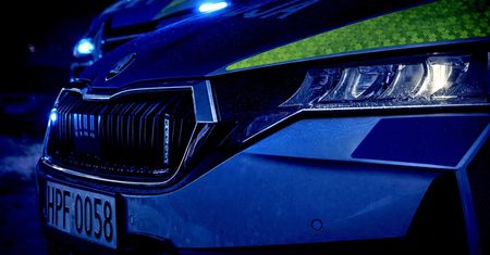Był kompletnie pijany. Jechał na czołówkę z policją
