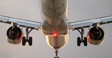 Uszkodzony ogon samolotu KLM. Twarde lądowanie w Lizbonie
