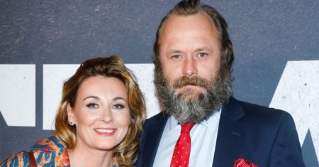 Dzieci Leszka Lichoty i Ilony Wrońskiej wróciły do normalnej szkoły. Szybko tego pożałowały: "MARNOWANIE CZASU"