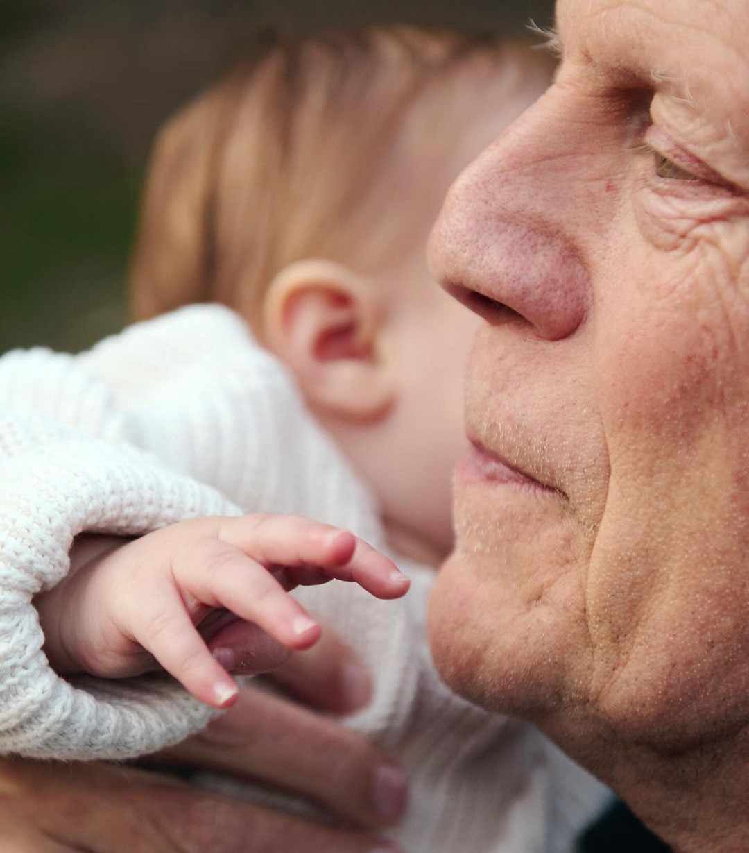 Bruce Willis with granddaughter