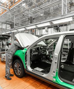 Gigant motoryzacyjny redukuje etaty. Zwolnienia grupowe w Częstochowie