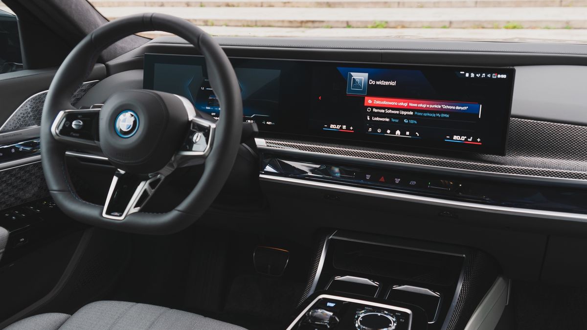 BMW i7 M70 xDrive (2025)