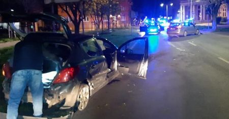 Częstochowa. Dramatyczny nocny pościg. Uciekinier taranował radiowozy, padły strzały