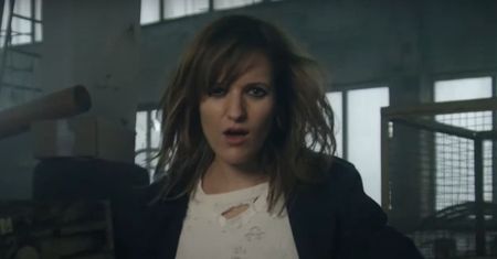 Tola Szlagowska wraca do muzyki. Poznałbyś dawną gwiazdę Blog 27?
