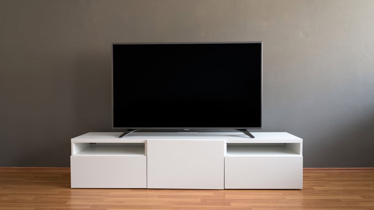 Na czym postawić telewizor? Przegląd gustownych szafek i stolików RTV 1