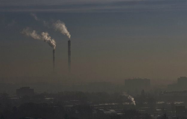 Łódź walczy ze smogiem. Od 10 stycznia obowiązuje zakaz grillowania na balkonach i tarasach