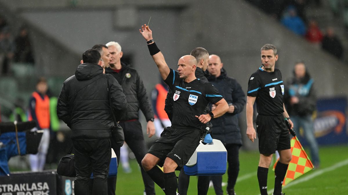 Szymon Marciniak w 20 kolejce sędziował mecz we Wrocławiu