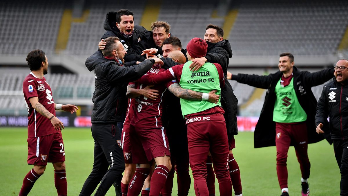 Getty Images / Valerio Pennicino / Na zdjęciu: piłkarze Torino FC cieszą się z gola