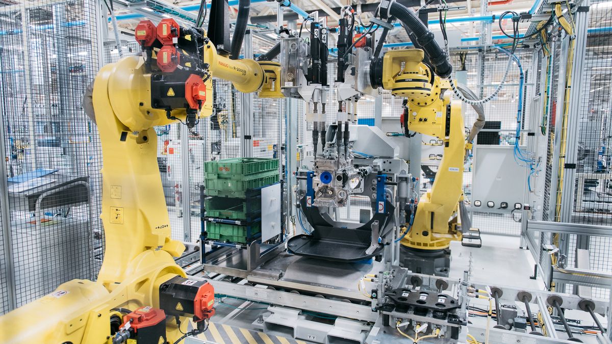 Z fabryki w Tychach będzie teraz wyjeżdżał benzynowy silnik 1,2 PureTech