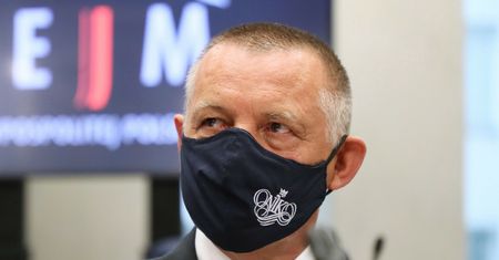 Banaś kąśliwie komentuje artykuł WP o majątku Ziobry i jego żony