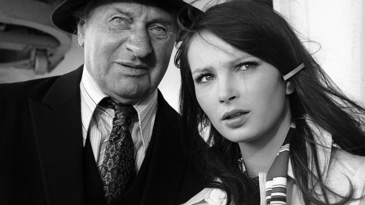 Anna Dymna i Władysław Hańcza z filmu "Kochaj albo rzuć" z 1977 r., który wyreżyserował Sylwester Chęciński  