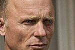 Ed Harris pomaga sprzątać Samuelowi L. Jacksonowi