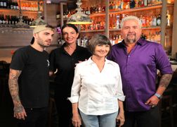 Food Network HD Kulinarne podróże z Guyem Fierim