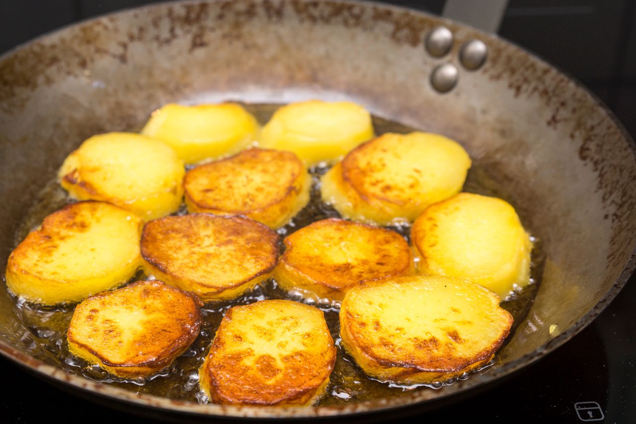 Pan-fried potatoes - Delicacies