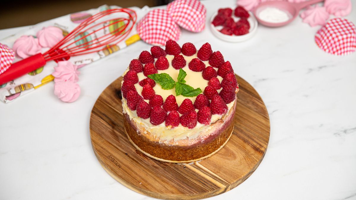 Sernik z malinami- Pyszności