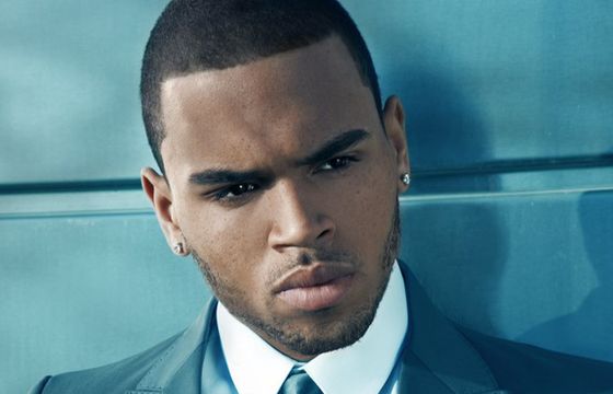 Chris Brown pokazał "New Flame" z Usherem i Rickiem Rossem