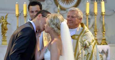 Głośno o ich ślubie. "Po piętnastu latach taki spontan"