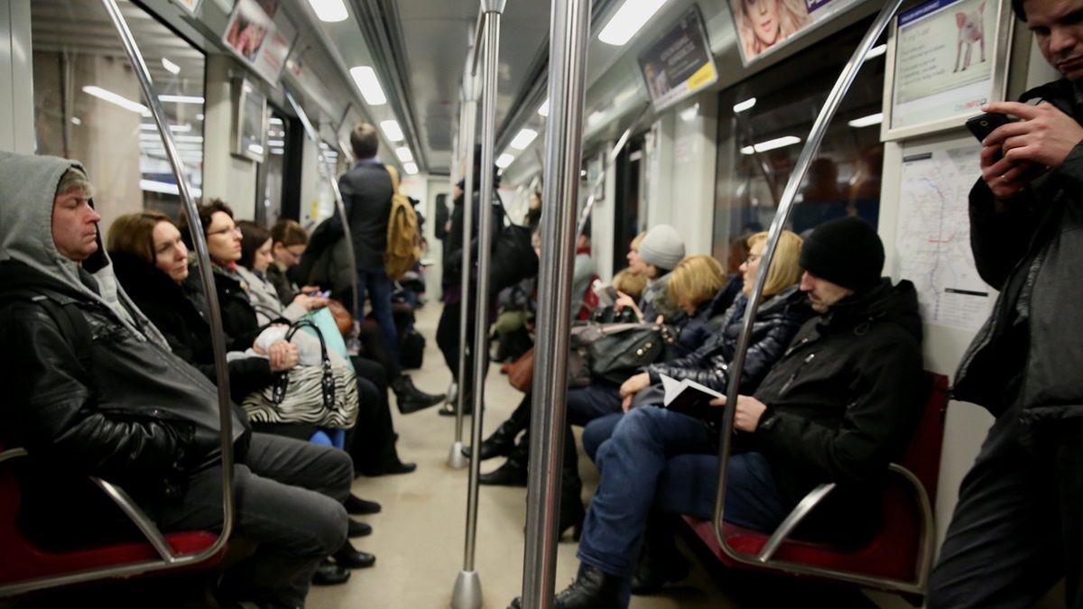 Pasażerowie nie będą mogli zajmować dwóch miejsc w Warszawie.