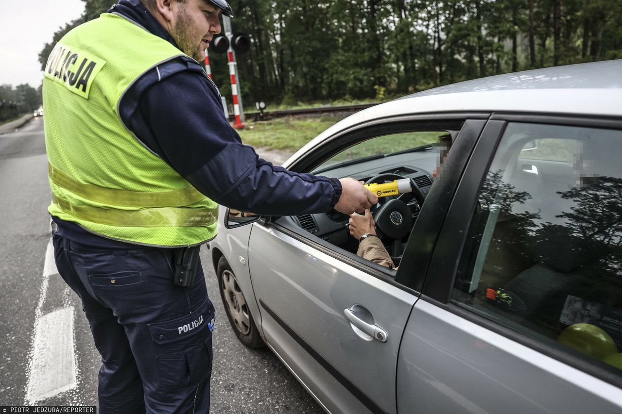 Zatrzymali go jak jechał po pijanemu. Prawkiem cieszył się 11 dni