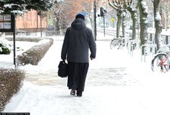 Urlop oraz odpowiednia temperatura. Oto, czego chcą księża podczas kolędy