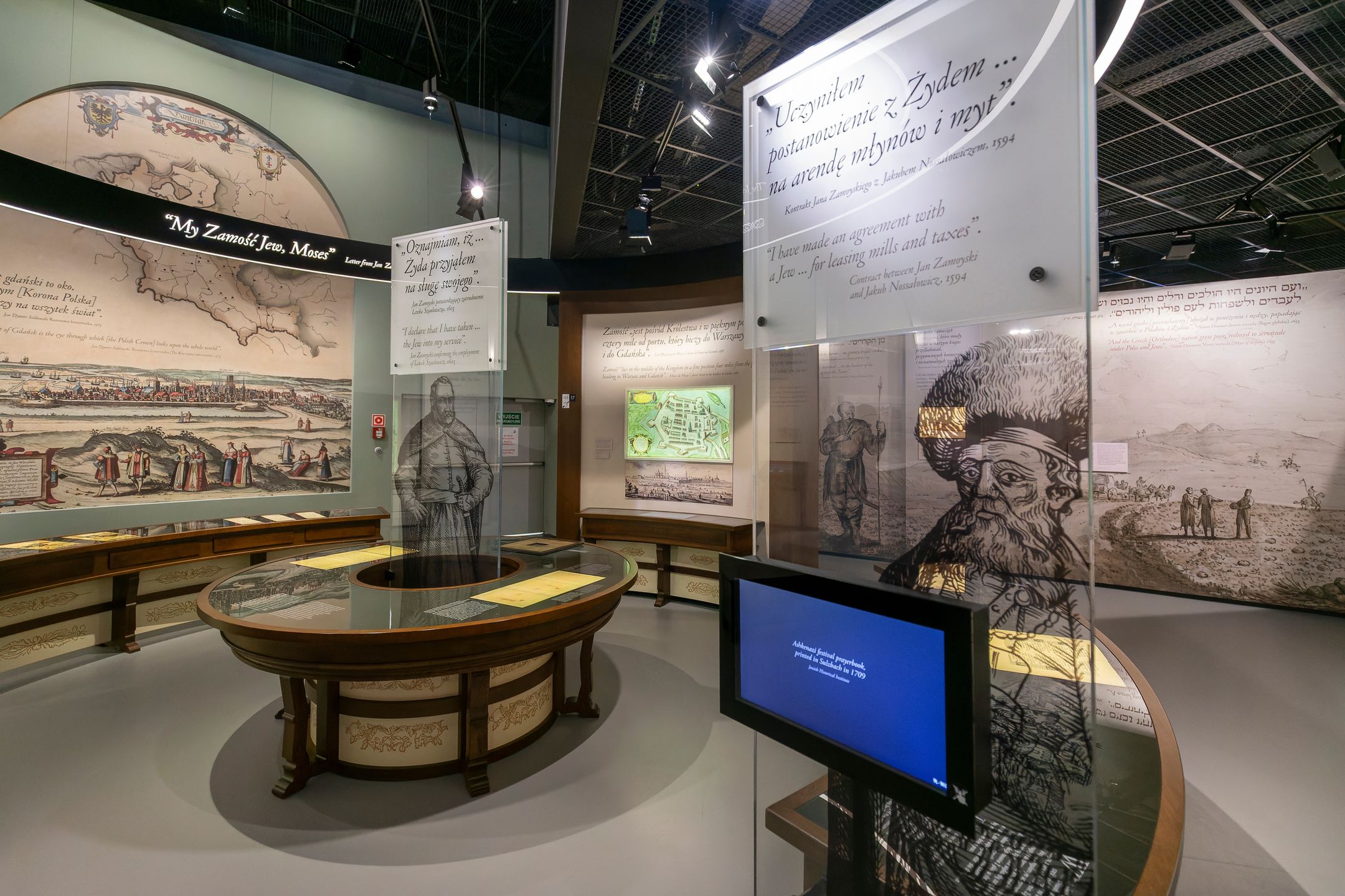 Specjalnie przygotowana przez pracowników muzeum POLIN wystwa podrożuje po Polsce (na zdjęciu fragment wystawy stałej)