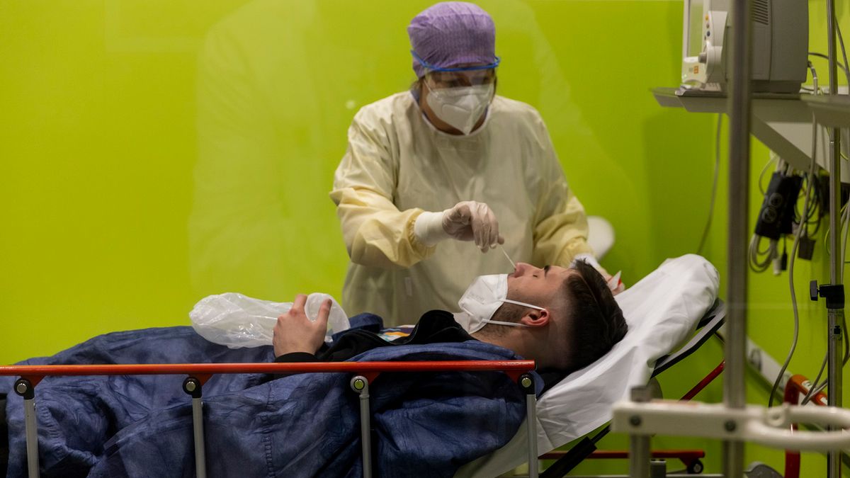 "Eris" uderzy jesienią? "Idealne warunki dla wirusa"