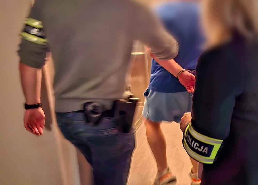 Zgłosił bombę w samochodzie pod marketem w Żaganiu. Wpadł dwie godziny później